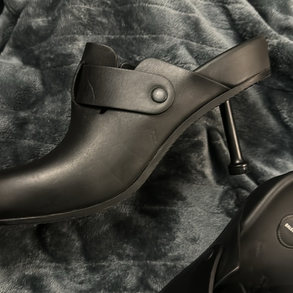 Balenciaga: Conscious Mallorca 80mm mules - Picture 2 of 5
